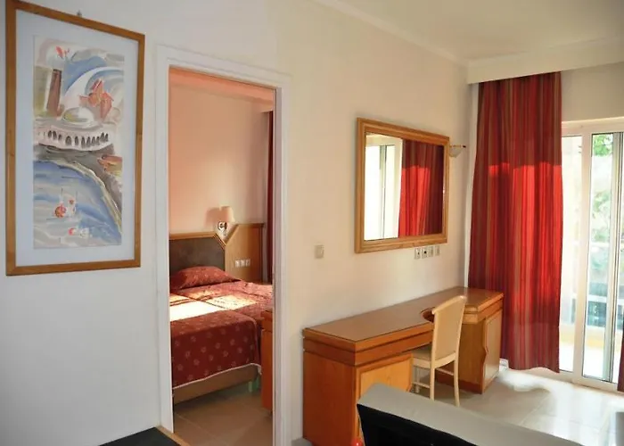 Bristol Sea View Cos