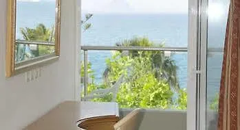 Bristol Sea View 3* Cos