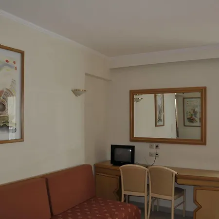 Bristol Sea View 3* 코스 타운