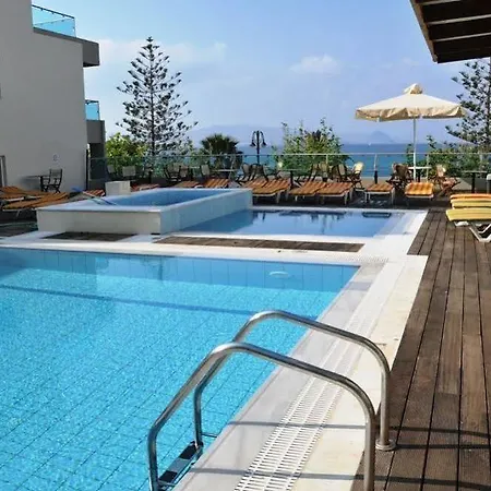 호텔 Bristol Sea View 3*