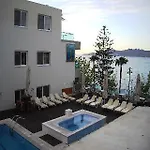 Bristol Sea View Otel