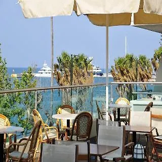 Bristol Sea View 酒店
