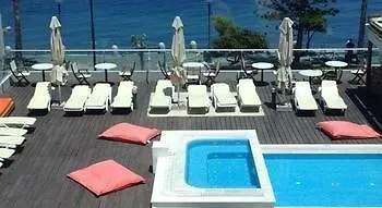 فندق Bristol Sea View 3*