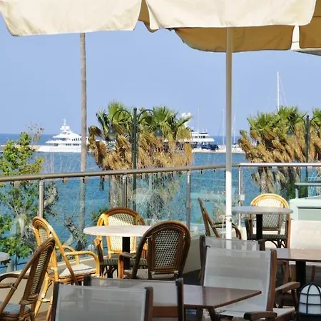 酒店 Bristol Sea View 科斯镇