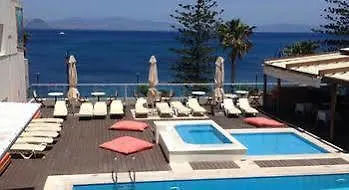 Bristol Sea View 3*