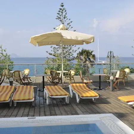 Bristol Sea View 酒店 科斯镇